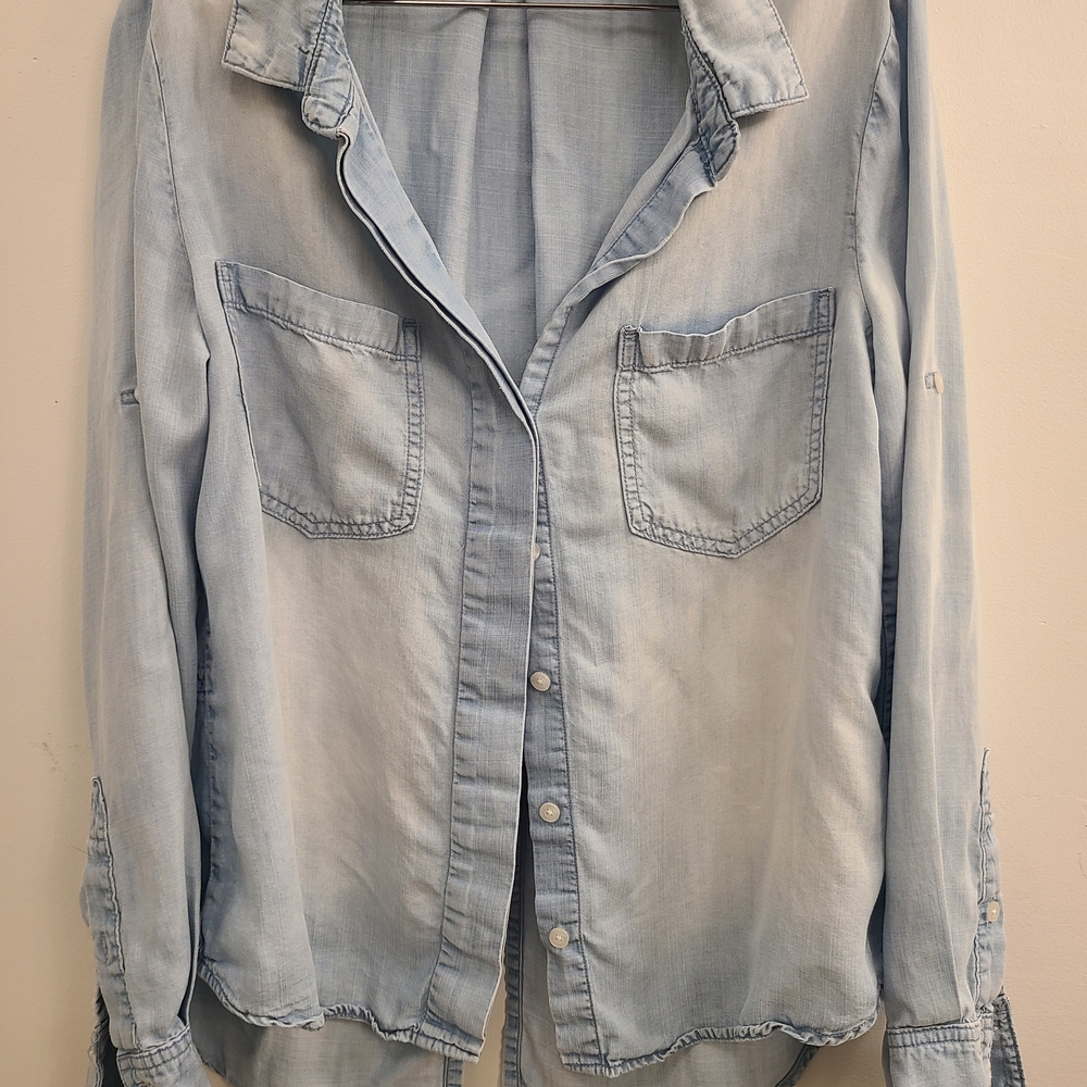 Cloth & Stone Light Blue Button Down Shirt
